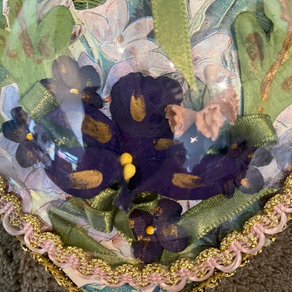 Wayne M. Kleski Vintage Wall Heart With Pressed Flowers Domed Tassel - Picture 3 of 9